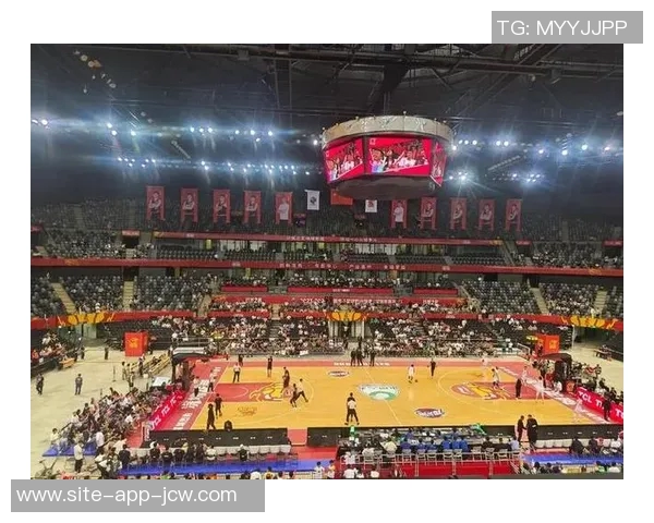 三年等待一场空！新疆男篮退赛球迷令人心疼